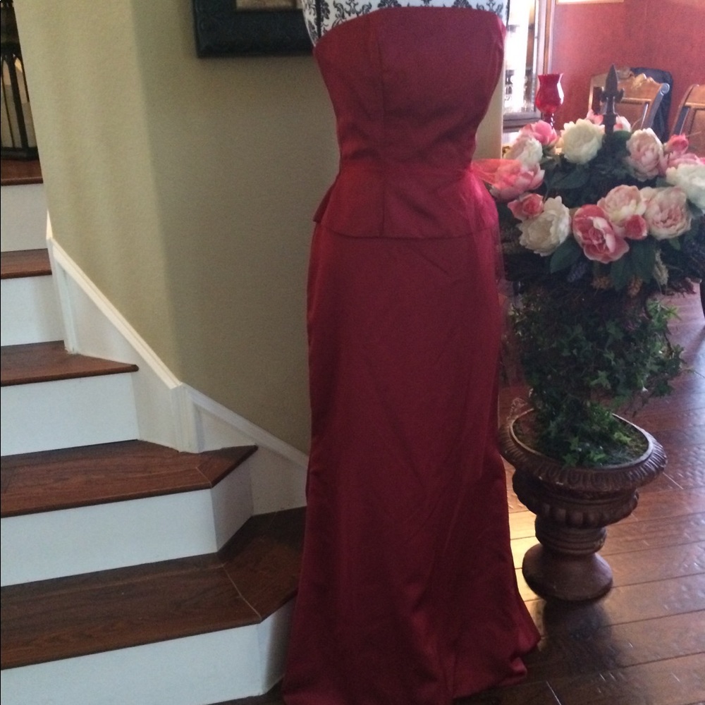 Burgundy 2 piece formal - Picture 2 of 5